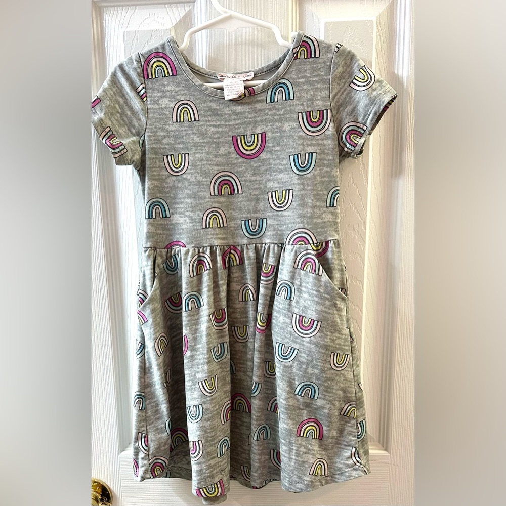 Girls gray dress w rainbows, Maddie & Michelle size 4 Girls gray w/kittens tank